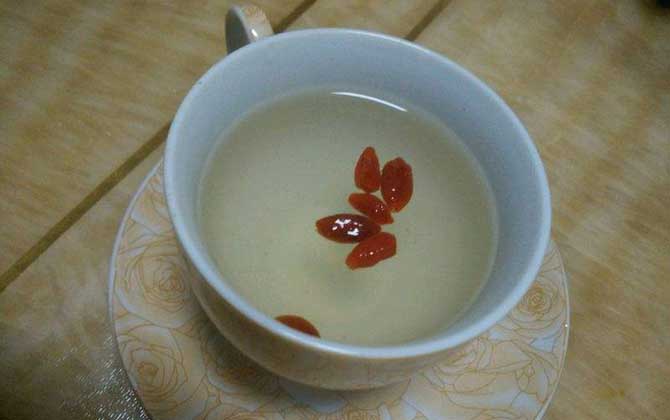 蜂蜜水